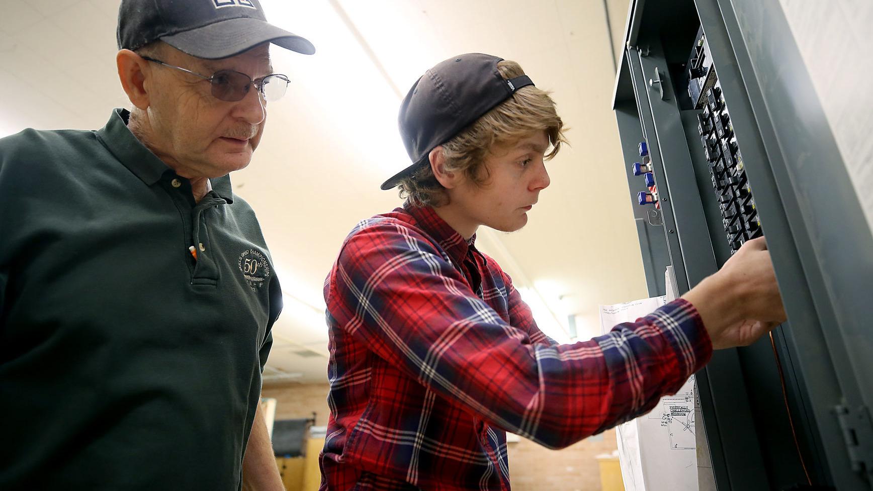 Efforts to prepare Tucson-area youth for workforce get boost in funding